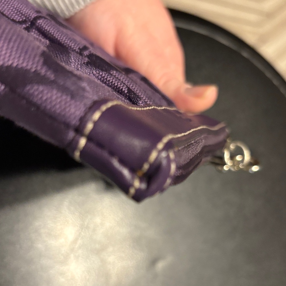 Coach Classic Design Iconic C Pattern Elegant Purple Wristlet - Picture 9 of 13